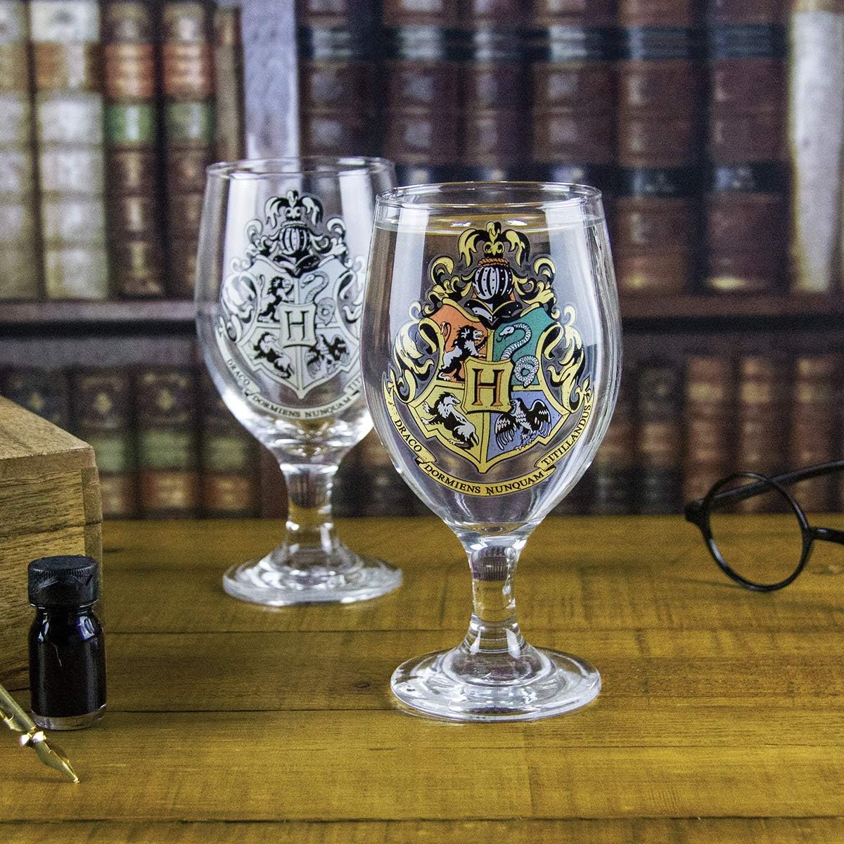 Harry Potter - Hogwarts Colour-Changing Water Glass – 400 ml
