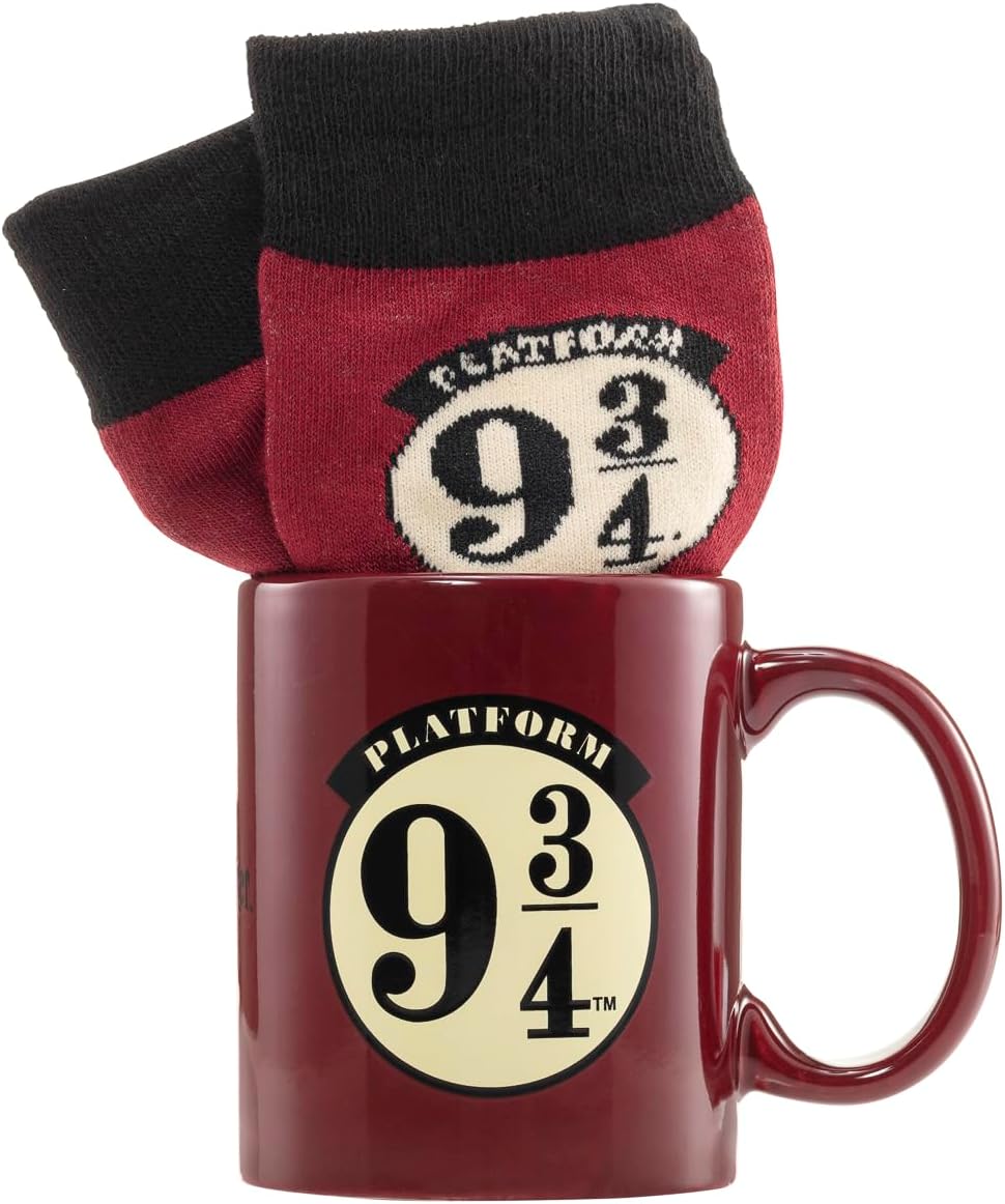 Harry Potter Platform 9 ¾ Mug & Socks Set