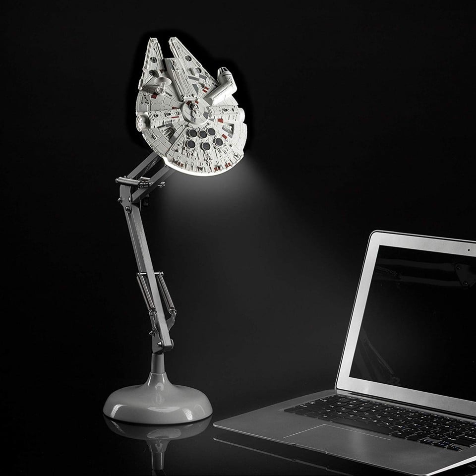 Star Wars “Millennium Falcon” Posibel Skrivbordslampa – USB-driven 60 cm