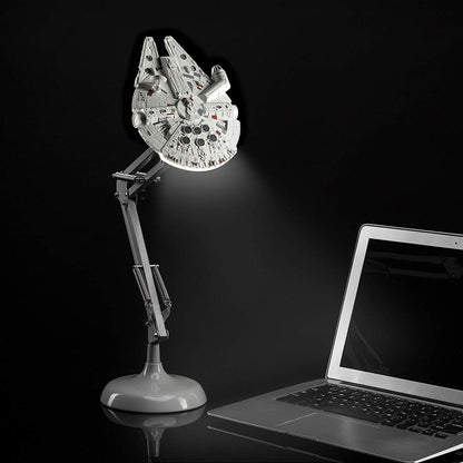 Star Wars “Millennium Falcon” Posibel Skrivbordslampa – USB-driven 60 cm