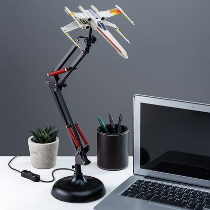 Star Wars X-Wing Justerbar Skrivbordslampa – Rebelstjärnskytteln USB